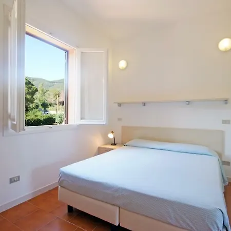Casa Del Golfo Aparthotel